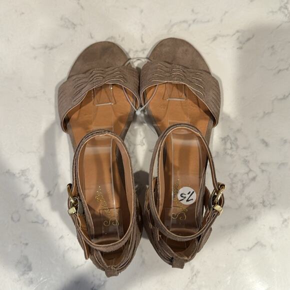 Seychelles Sincere mini Wedge Sandal Taupe suede bohemian chic classic size 7.5 - Picture 8 of 11